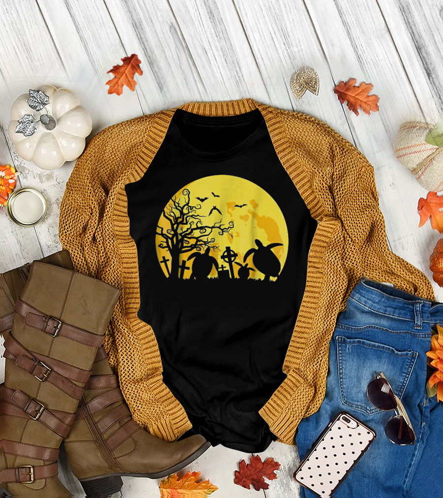 Halloween Turtle Graveyard Silhouette Moon Pumpkin T-Shirt