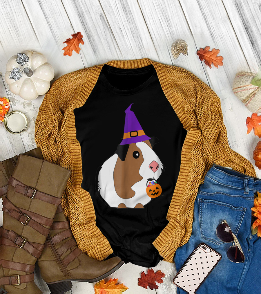 Guinea Pig Halloween Witch with Purple Hat and Pumpkin T-Shirt