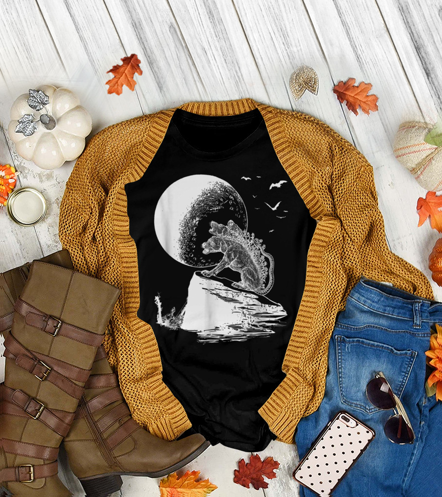 Cerberus Hell Hound Howling at the Moon Halloween T-Shirt