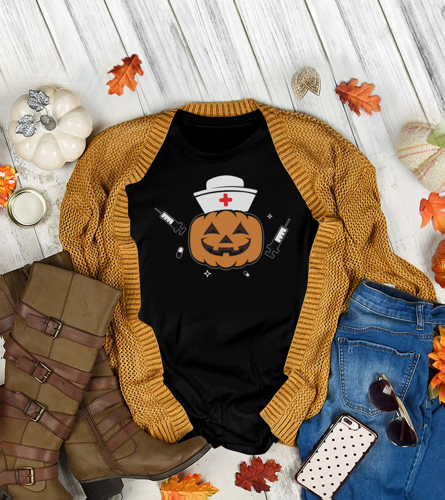 Halloween Nurse Pumpkin with Syringes Hospital Night T-Shirt