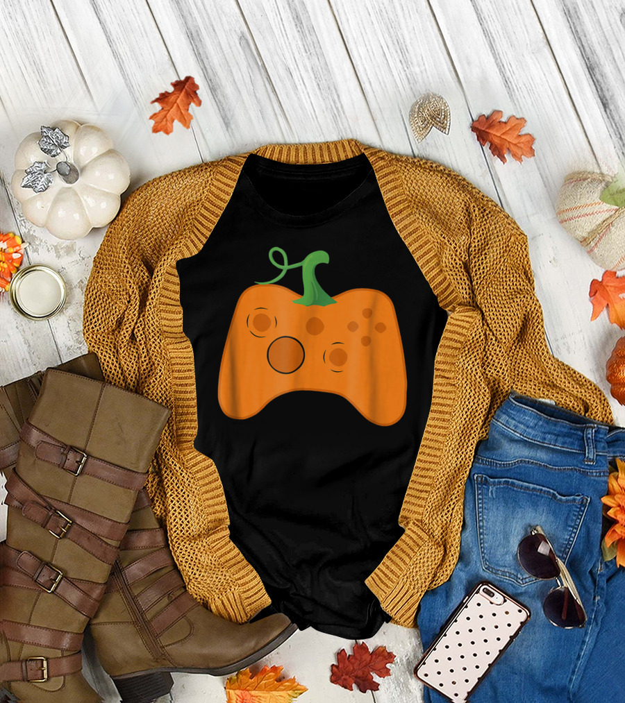 Halloween Pumpkin Gamer Video Game Party Controller T-Shirt