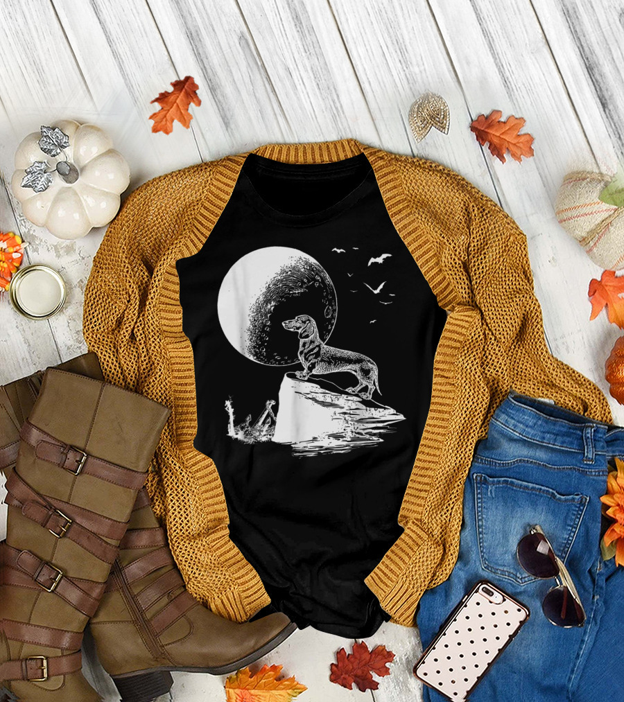 Halloween Dachshund Howling at Moon with Bats T-Shirt
