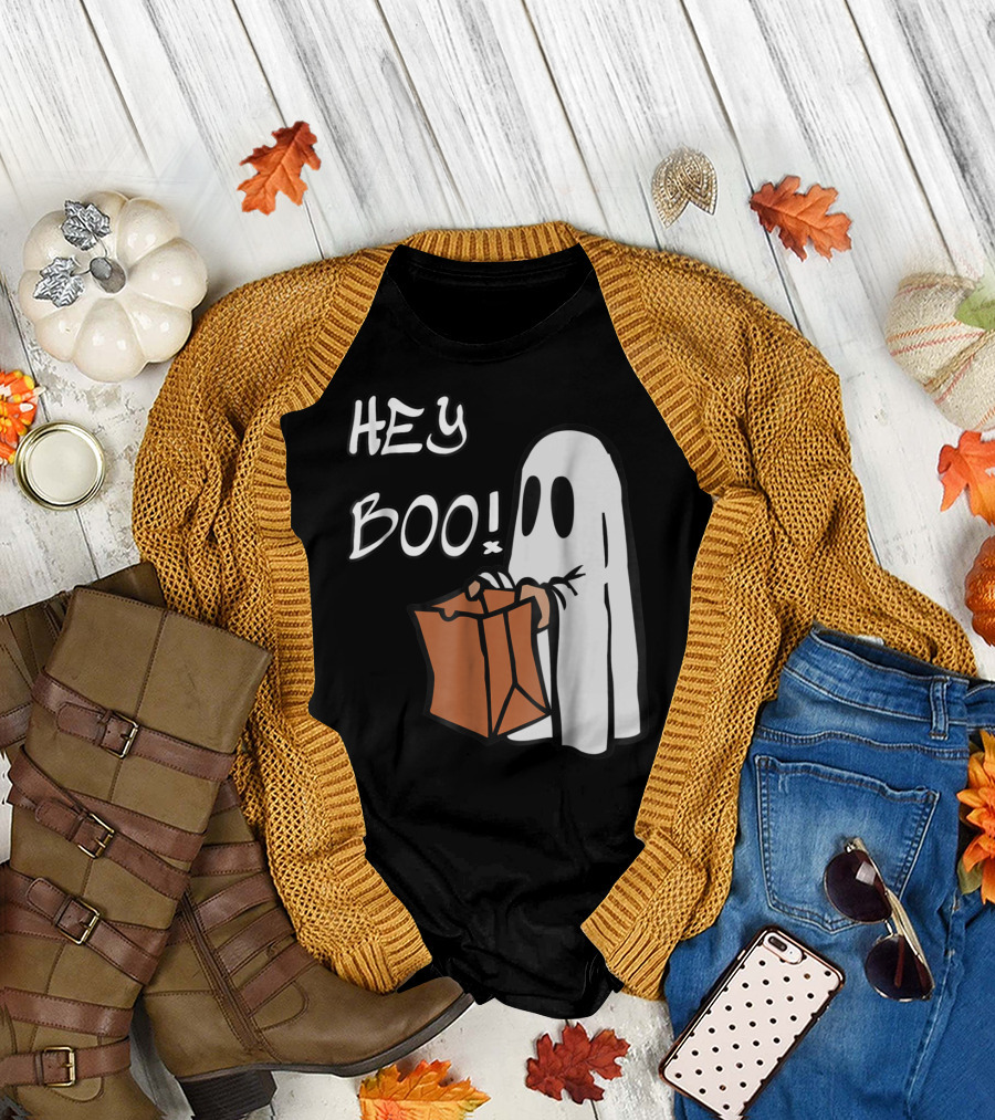 HEY BOO Ghost with Trick-or-Treat Bag T-Shirt