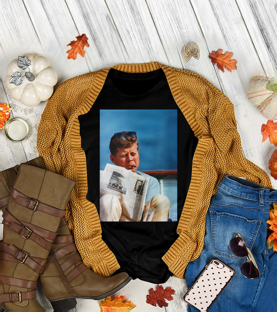 Jfk Halloween Christmas Funny Cool Holidays President Reading Newspaper Sunglasses T-Shirt
