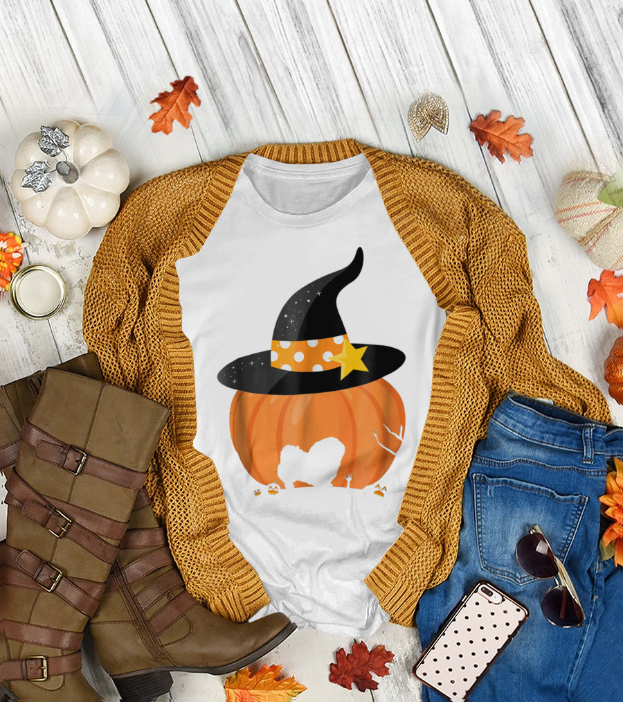 Pekingese Dog in Pumpkin Witch Hat Halloween T-Shirt