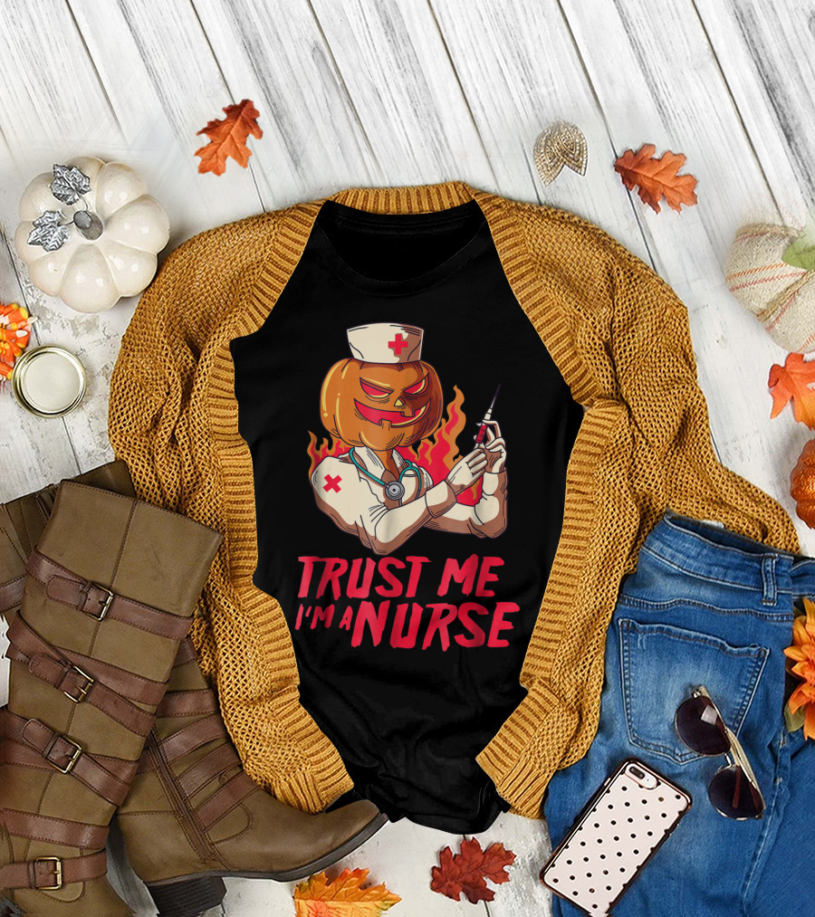 Trust Me I'm A Nurse Pumpkin Headed Halloween Nurse Holding Syringe T-Shirt
