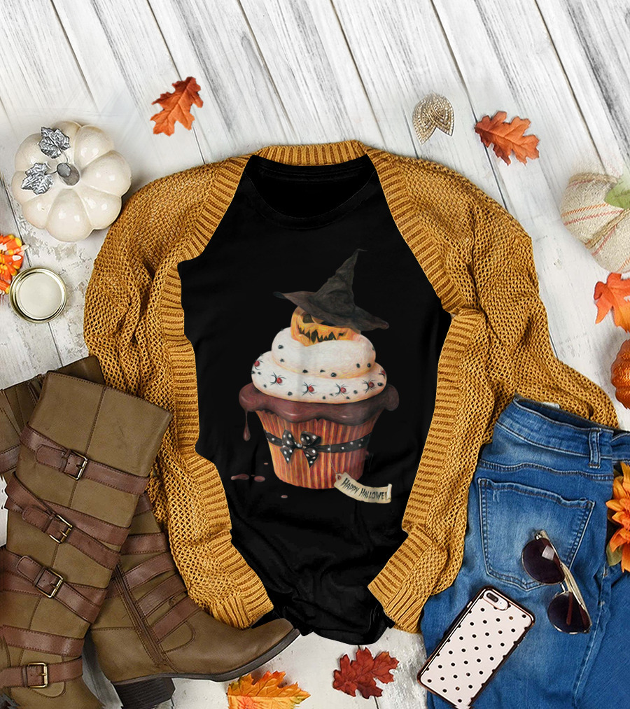 Yummy Halloween Cupcake Pumpkin Happy Halloween Scary Witch Hat T-Shirt