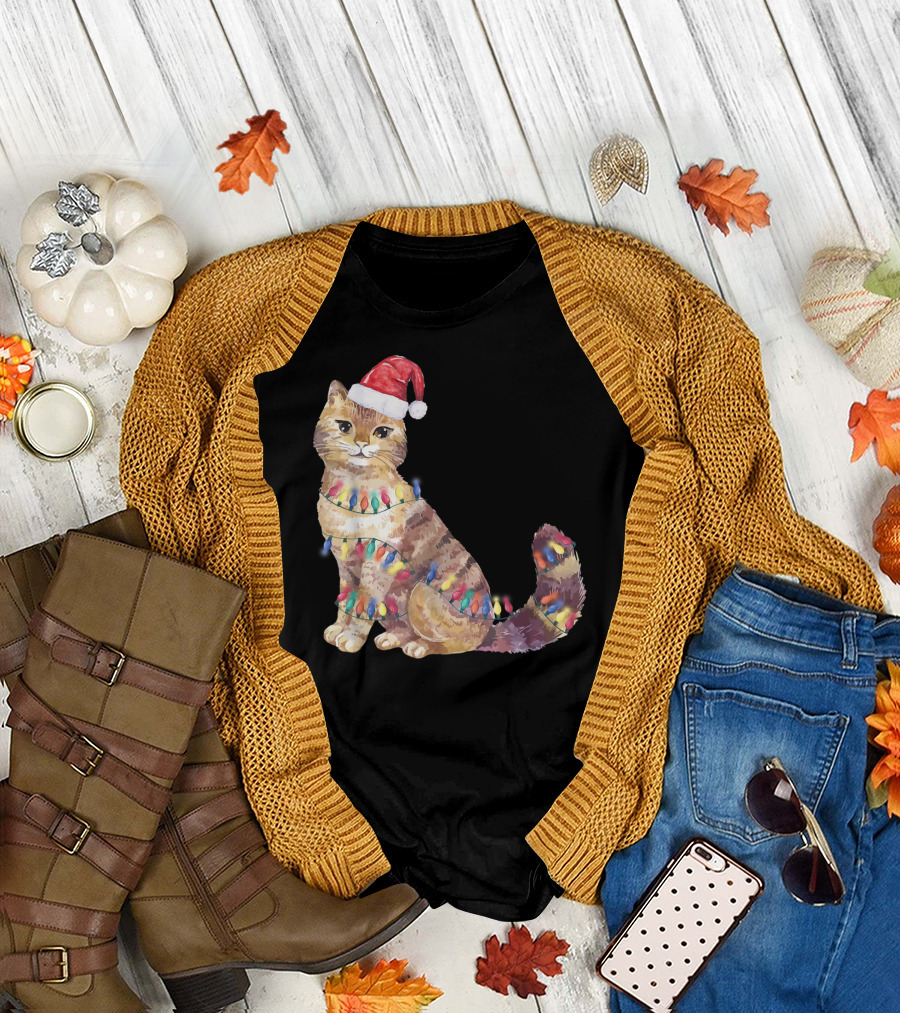 Santa Cat Christmas Lights Cat Lover Cat Festive Holiday Kitten T-Shirt