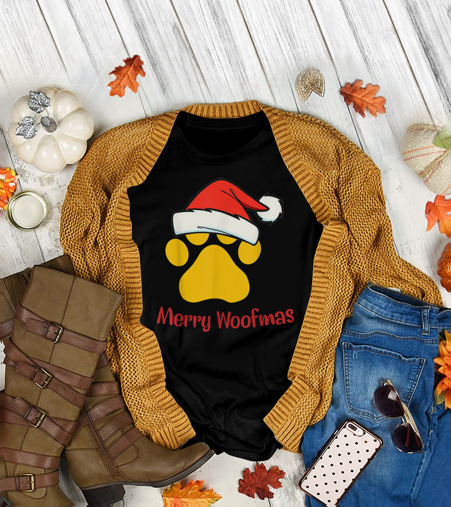 Merry Woofmas Santa Hat Paw Prints T-Shirt