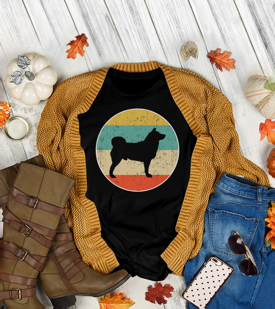 Shiba Inu Dog Vintage Stripes T-Shirt
