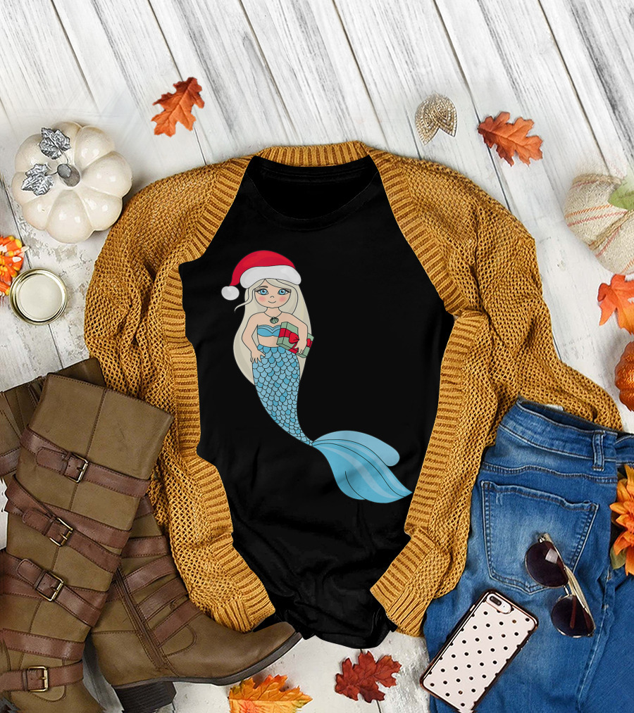 Sweet Santa Mermaid Christmas Swimmer Festive Holiday Tail T-Shirt