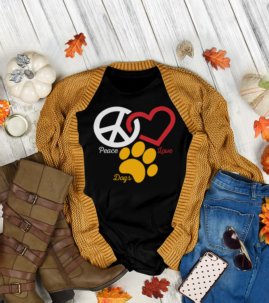 Peace Love Dogs Funny Dog Lovers Perfect Iconic Symbols T-Shirt