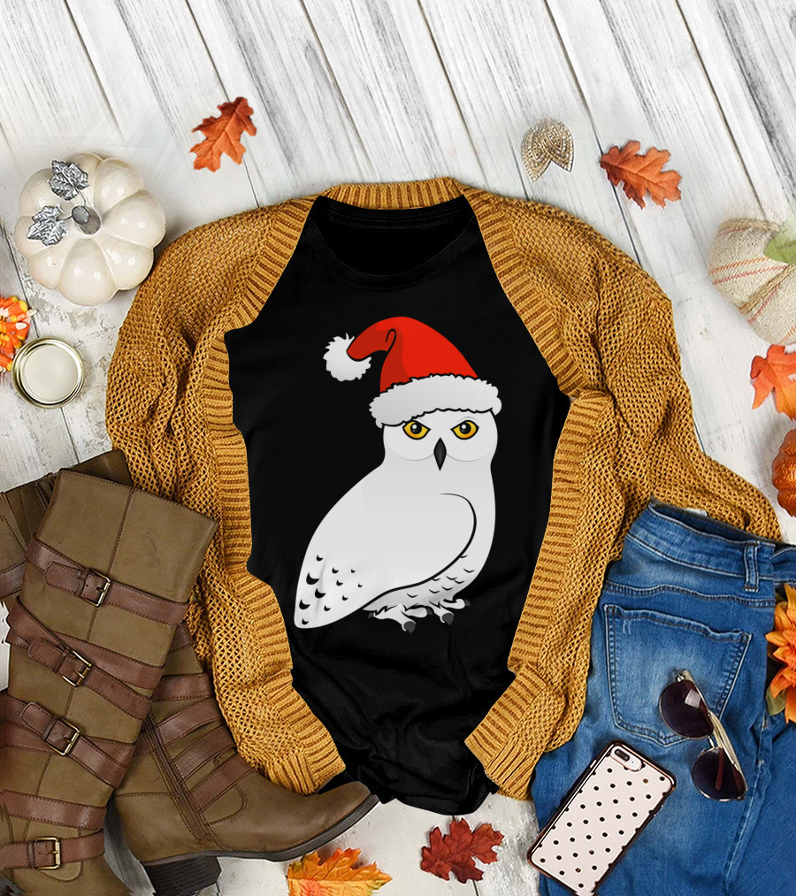 Snowy Owl in Santa Hat for Festive Holiday Season T-Shirt