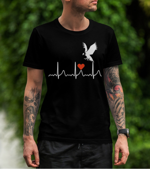 Cool American Eagle Heartbeat USA Great T-Shirt