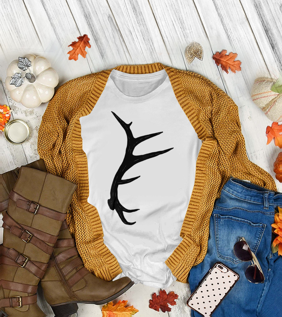 Classic Elk Antler Hunter Elk Horn T-Shirt