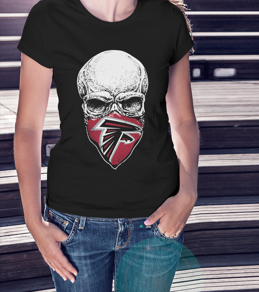 Atlanta Falcons Skull Bandana T-Shirt
