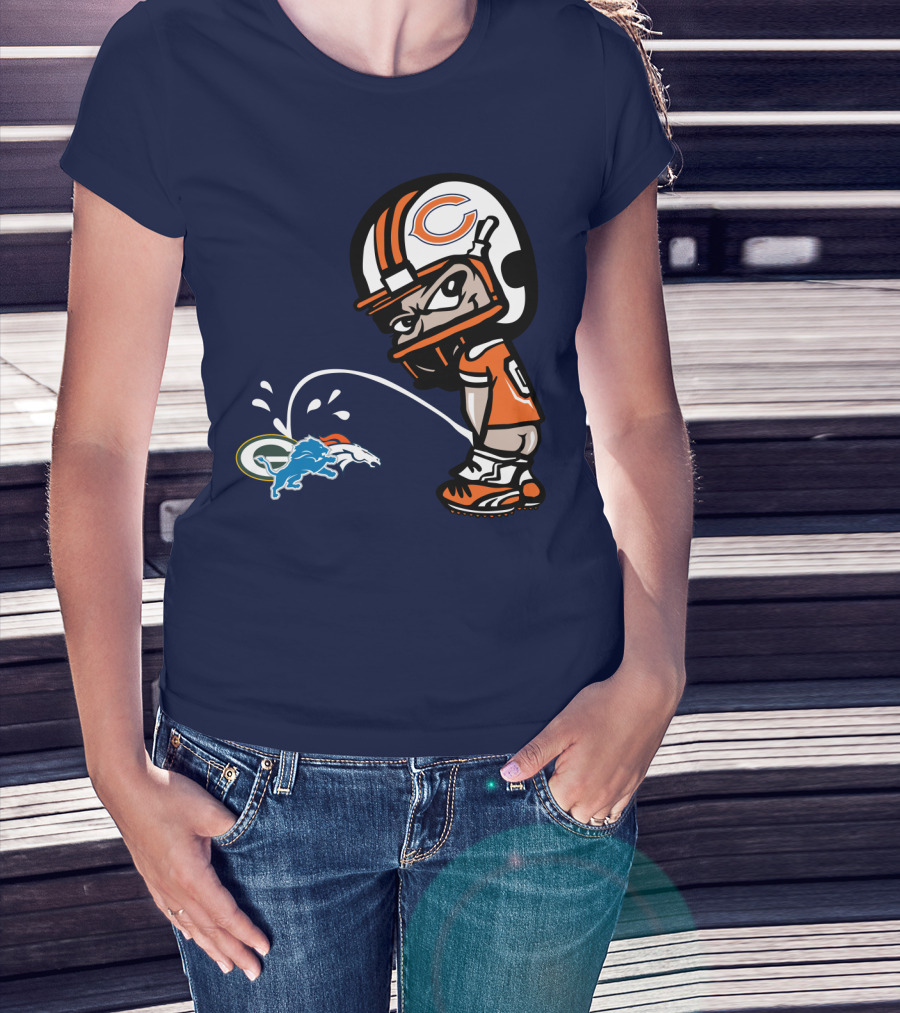 Chicago Bears Player Helmet Packers And Broncos Rivalry T-Shirt