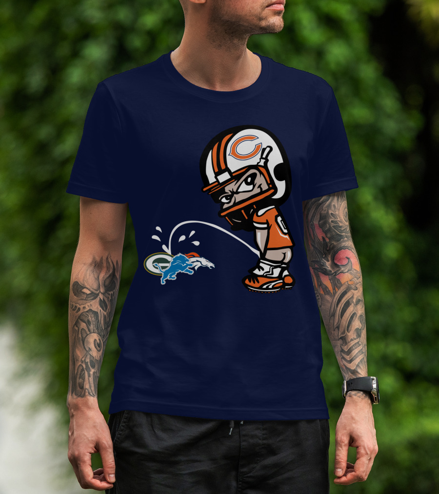 Chicago Bears Player Helmet Packers And Broncos Rivalry T-Shirt