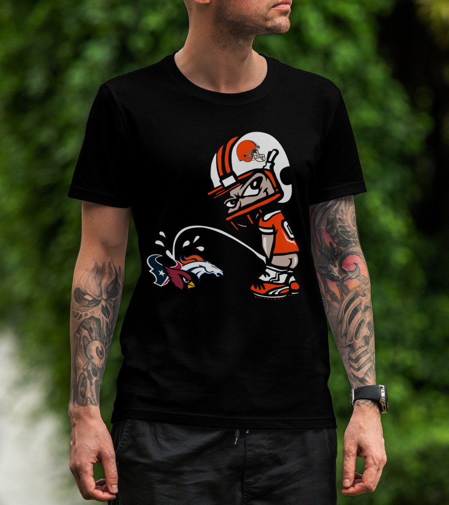 Cleveland Browns Player Humorous Rival Team Logos Interaction T-Shirt