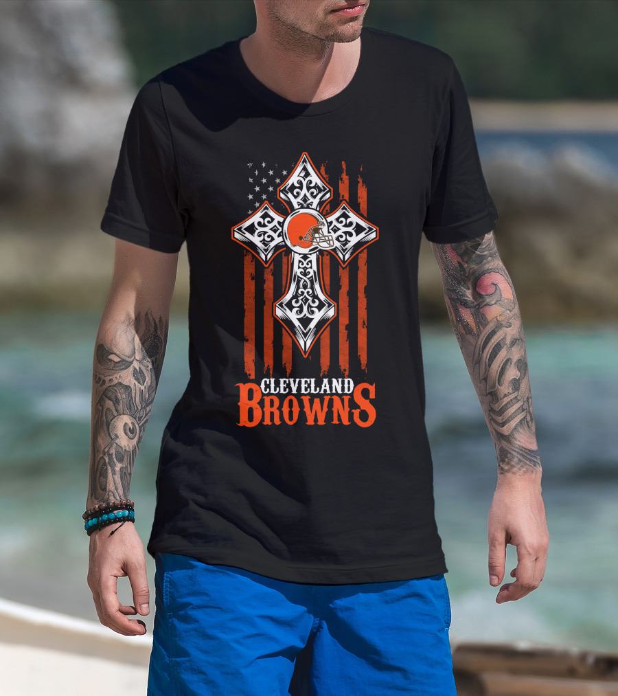 Cleveland Browns Cross And Helmet American Flag T-Shirt