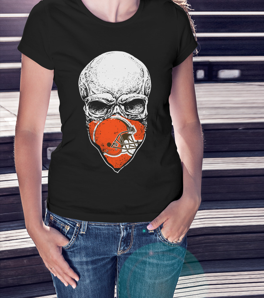 Cleveland Browns Skull Helmet Fan Gear T-Shirt