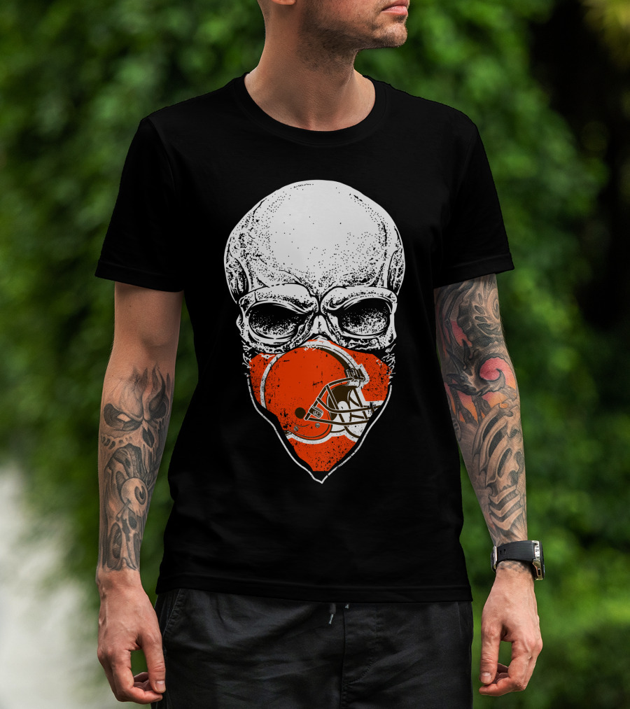 Cleveland Browns Skull Helmet Fan Gear T-Shirt