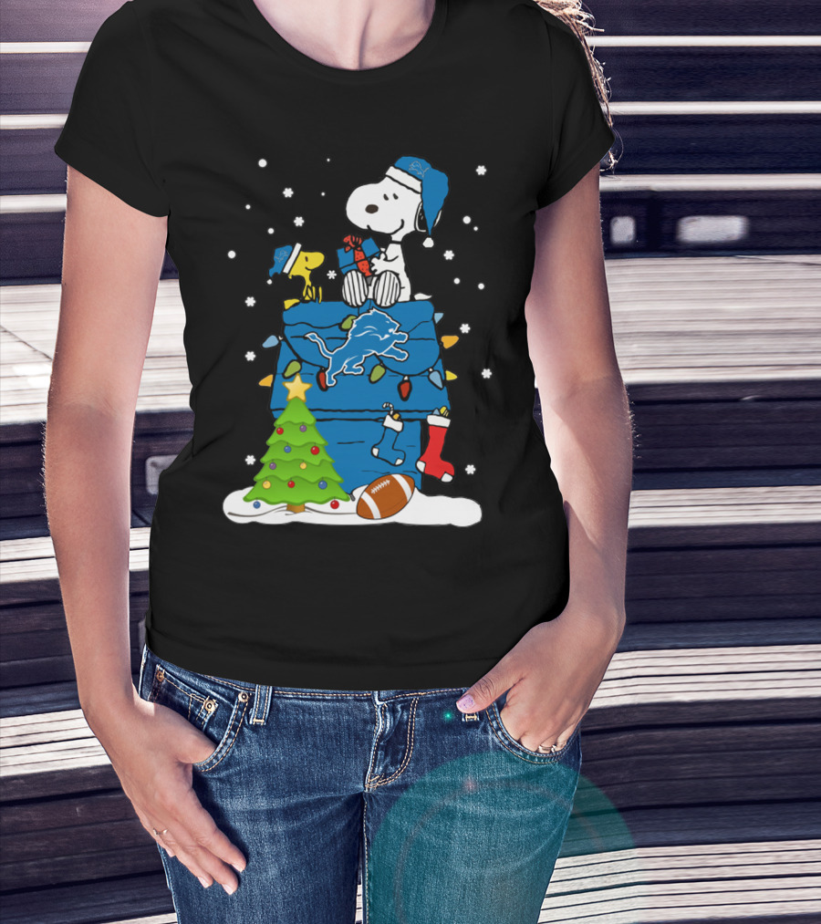 Detroit Lions Snoopy Christmas Football House With Tree And Stockings T-Shirt