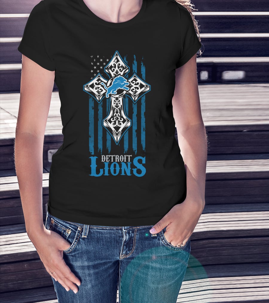 Detroit Lions Cross And Flag Design With Blue Lion T-Shirt