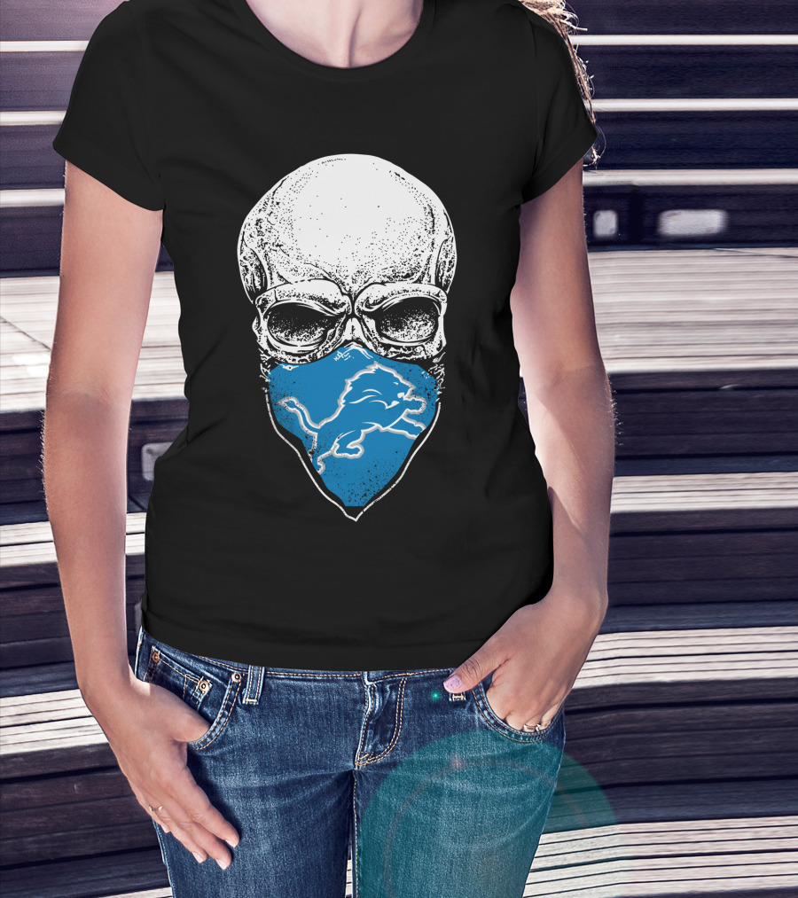 Detroit Lions Skull Bandana T-Shirt