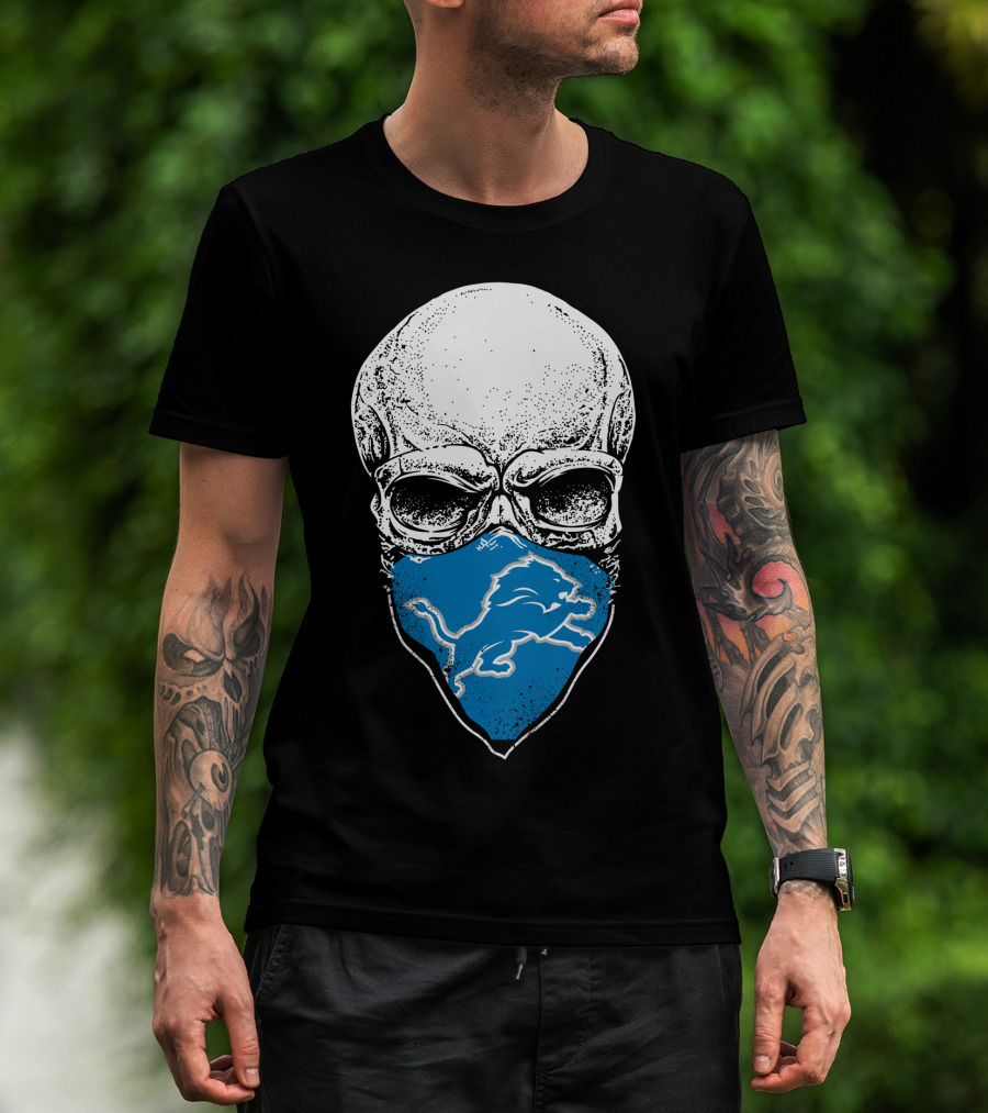 Detroit Lions Skull Bandana T-Shirt