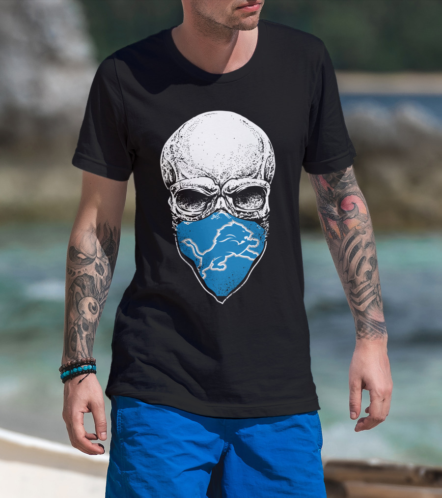 Detroit Lions Skull Bandana T-Shirt
