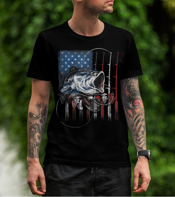 Vintage American Flag Bass Fishing USA Fisherman T-Shirt