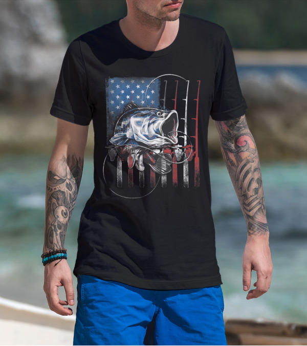 Vintage American Flag Bass Fishing USA Fisherman T-Shirt