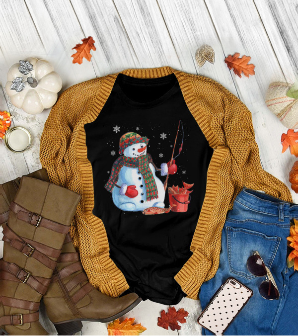 Merry Christmas Fishing Snowman With Fish And Snowflakes For Fishing Lovers T-Shirt