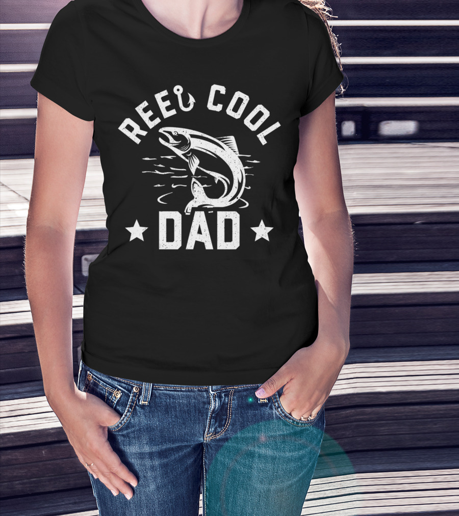 Reel Cool Dad Fishing Humor Hook And Fish Star T-Shirt