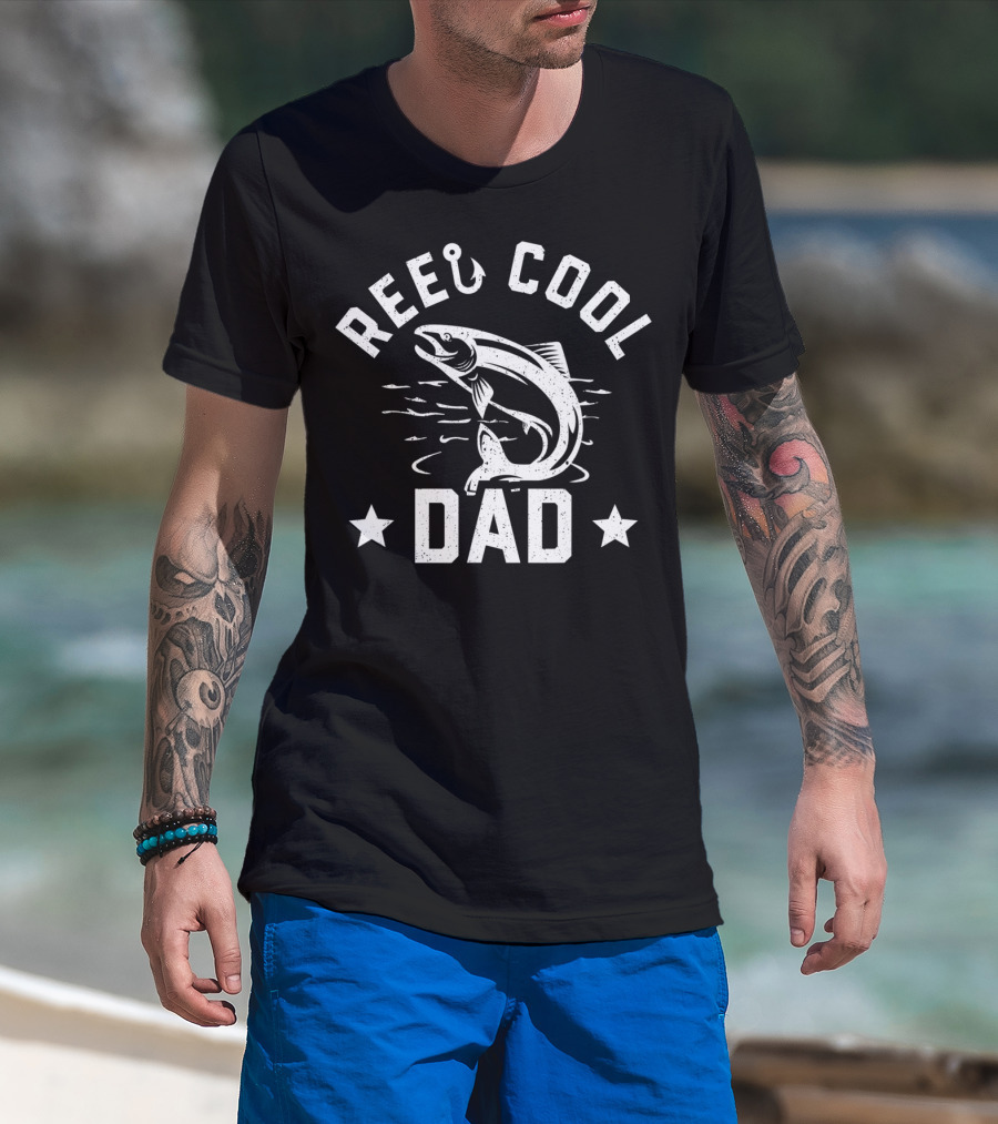 Reel Cool Dad Fishing Humor Hook And Fish Star T-Shirt