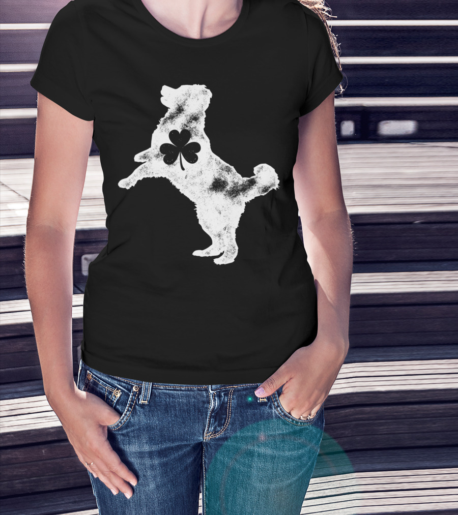 Bernese Mountain Dog With Shamrock For St Patricks Day Men T-Shirt