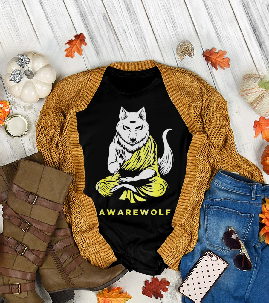 AWAREWOLF Best Yoga And Werewolf Lover T-Shirt