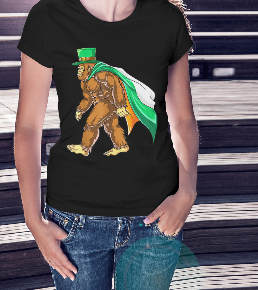 Bigfoot St Patricks Day Boys Leprechaun Irish Flag Sasquatch T-Shirt
