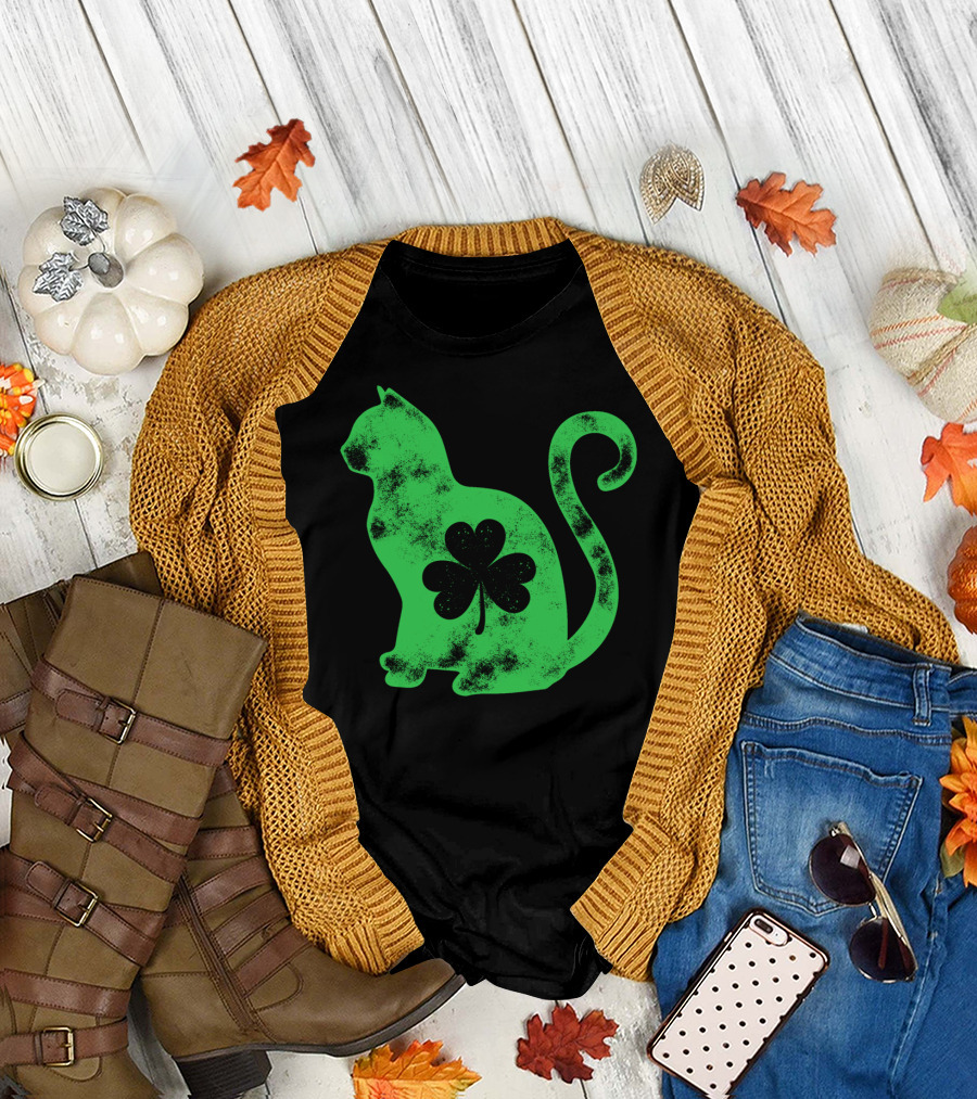 Cat Shamrock St Patricks Day Happy Cattys Women T-Shirt