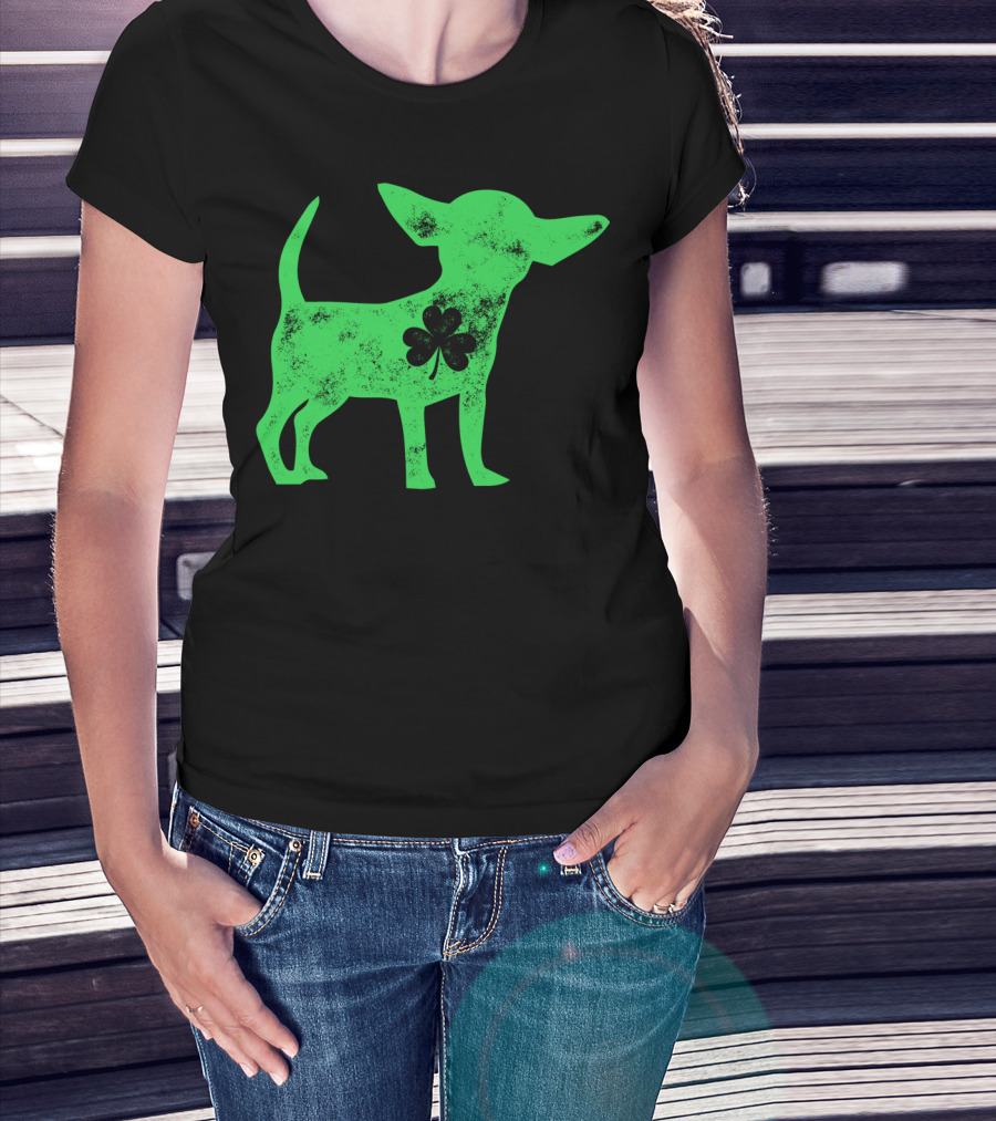 Chihuahua St Patricks Day Dog Lover Shamrock Iconic Green T-Shirt