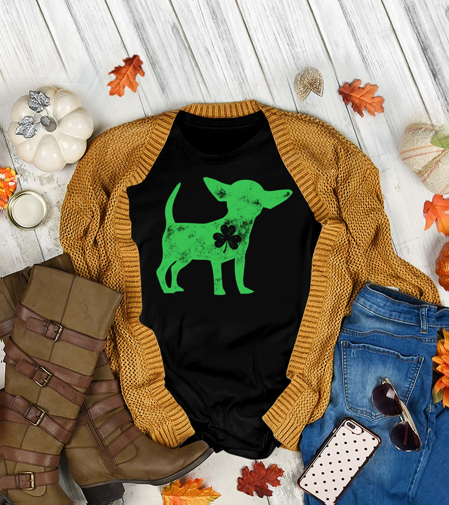 Chihuahua St Patricks Day Dog Lover Shamrock Iconic Green T-Shirt
