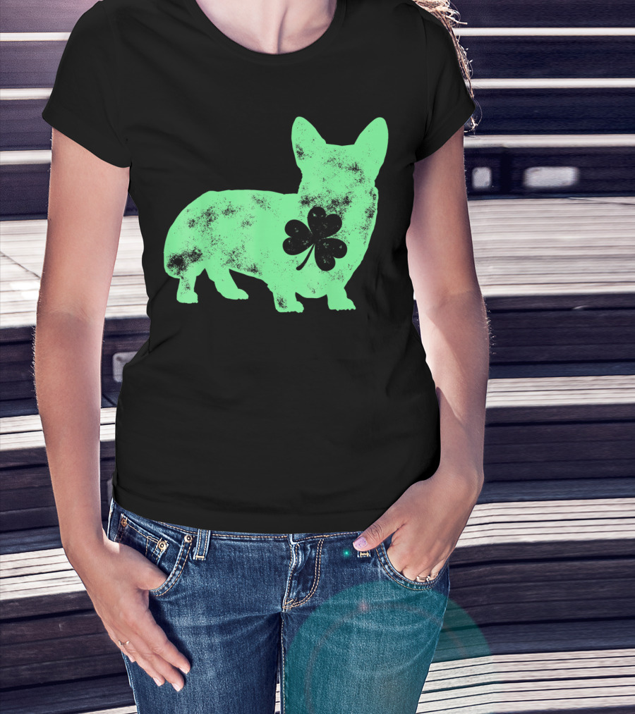 Corgi Shamrock Dog Lover St Patricks Day T-Shirt