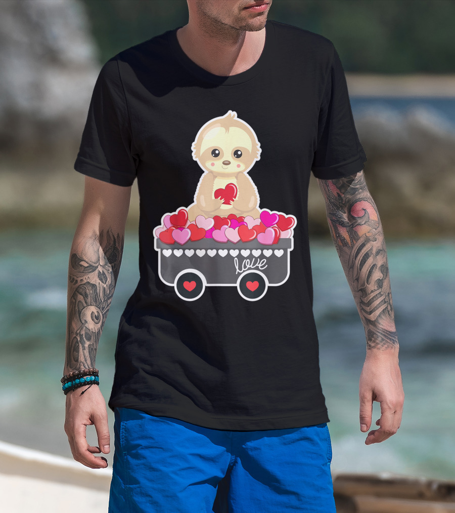 Cute Sloth Love Valentine Hearts In Cart T-Shirt