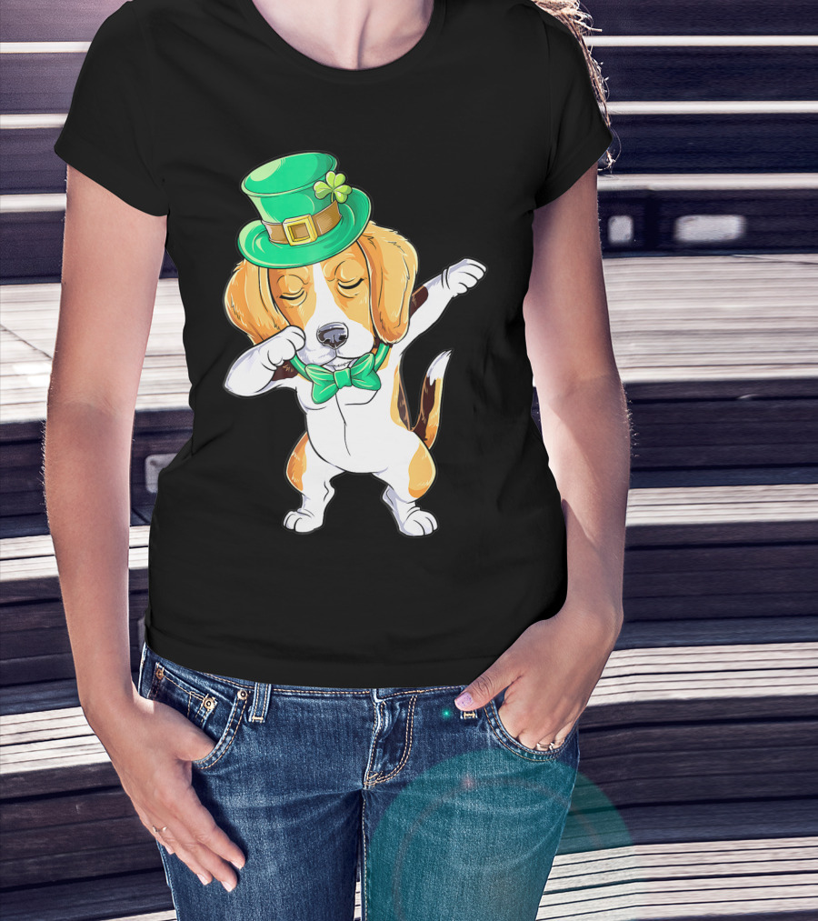 Dabbing Beagle In St Patricks Day Leprechaun Hat And Bowtie T-Shirt