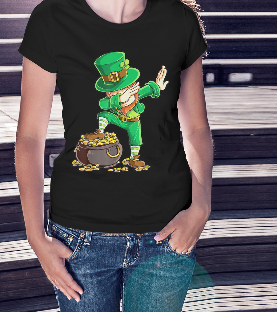 Dabbing Leprechaun Pot Of Gold St Patricks Day T-Shirt