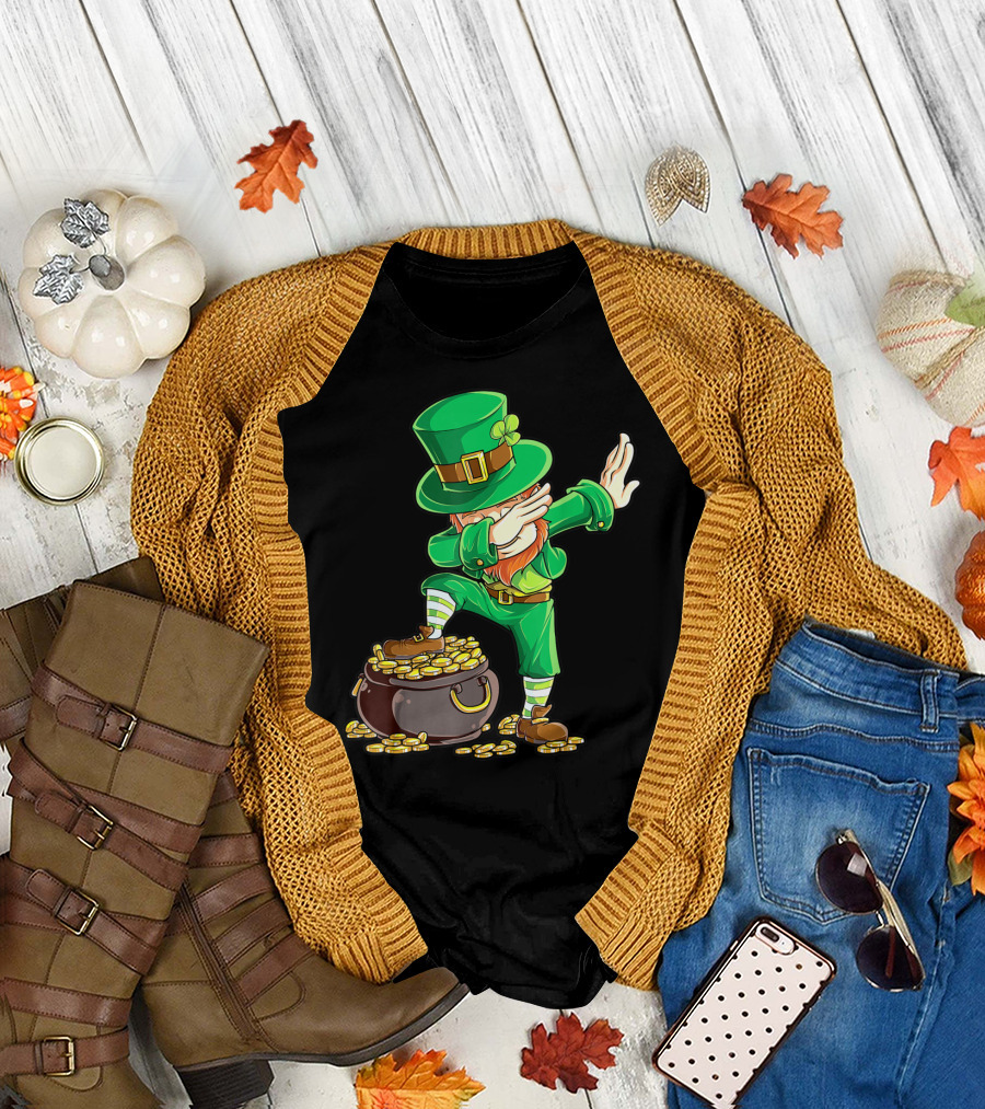 Dabbing Leprechaun Pot Of Gold St Patricks Day T-Shirt
