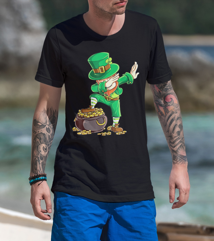 Dabbing Leprechaun Pot Of Gold St Patricks Day T-Shirt