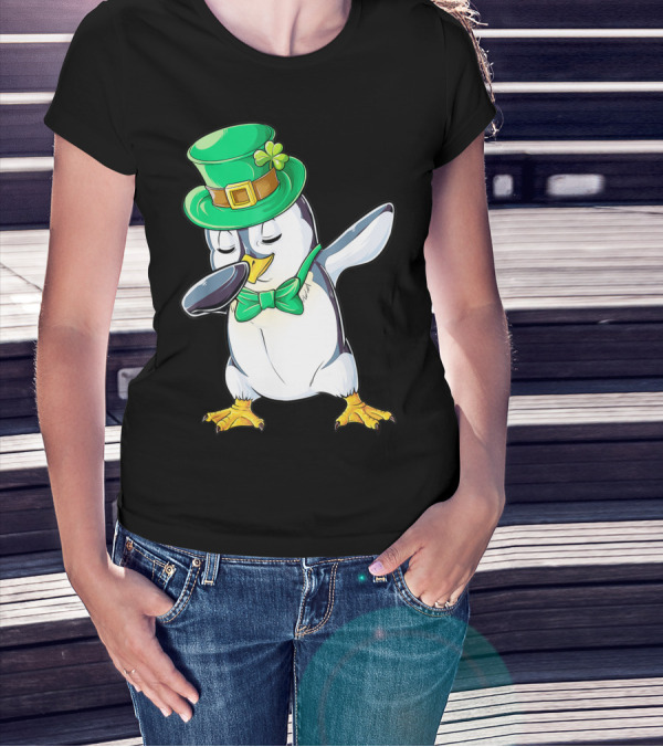 Dabbing Penguin St Patricks Day Leprechaun Hat And Bow Tie T-Shirt