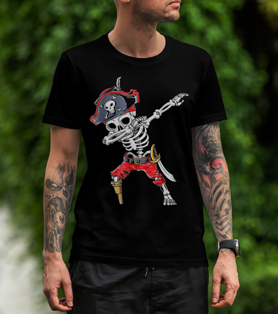 Dabbing Skeleton Pirate Kids Halloween Jolly Roger T-Shirt